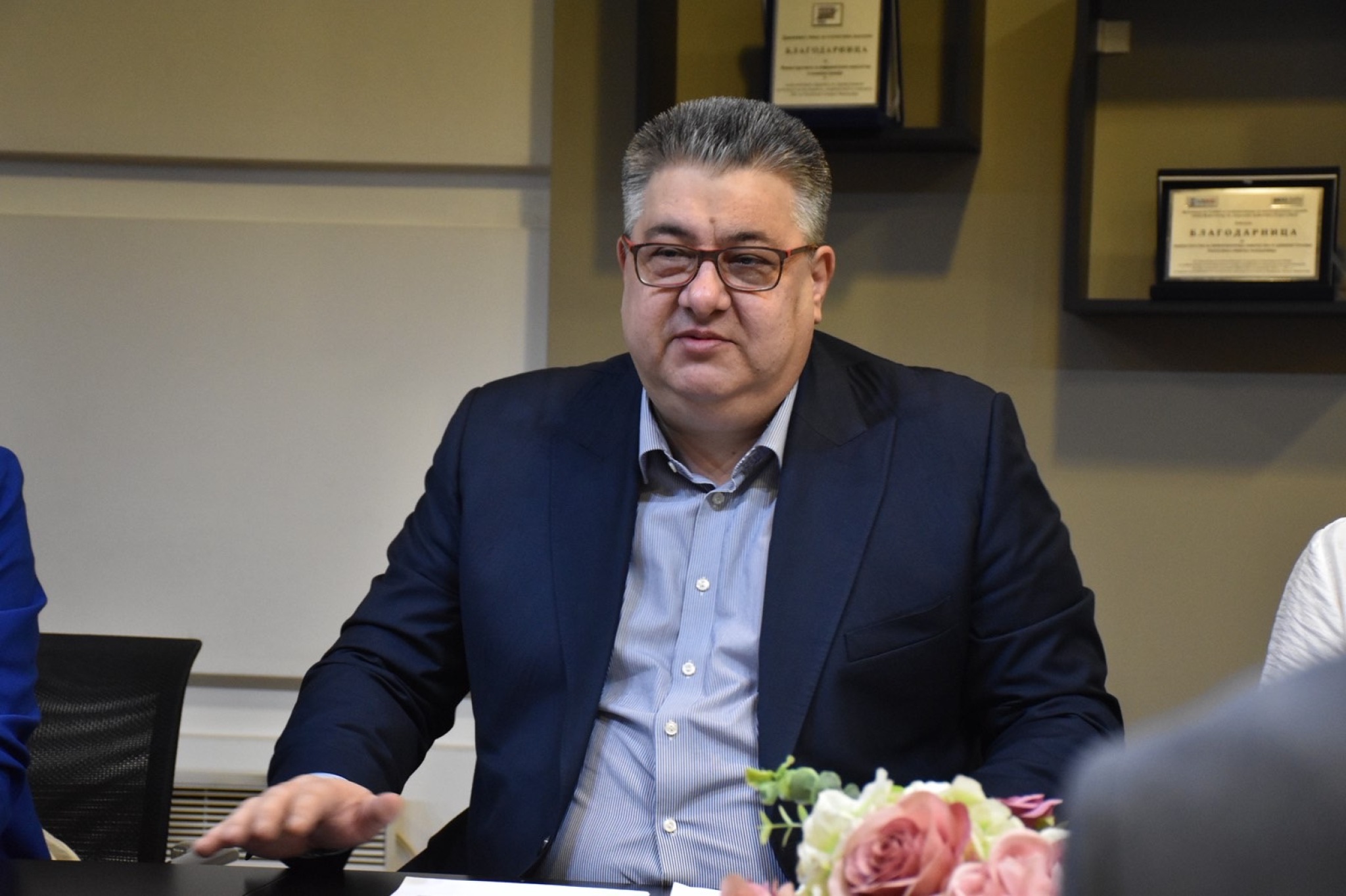 media-library9u2nrpfu1965aqVGqxO