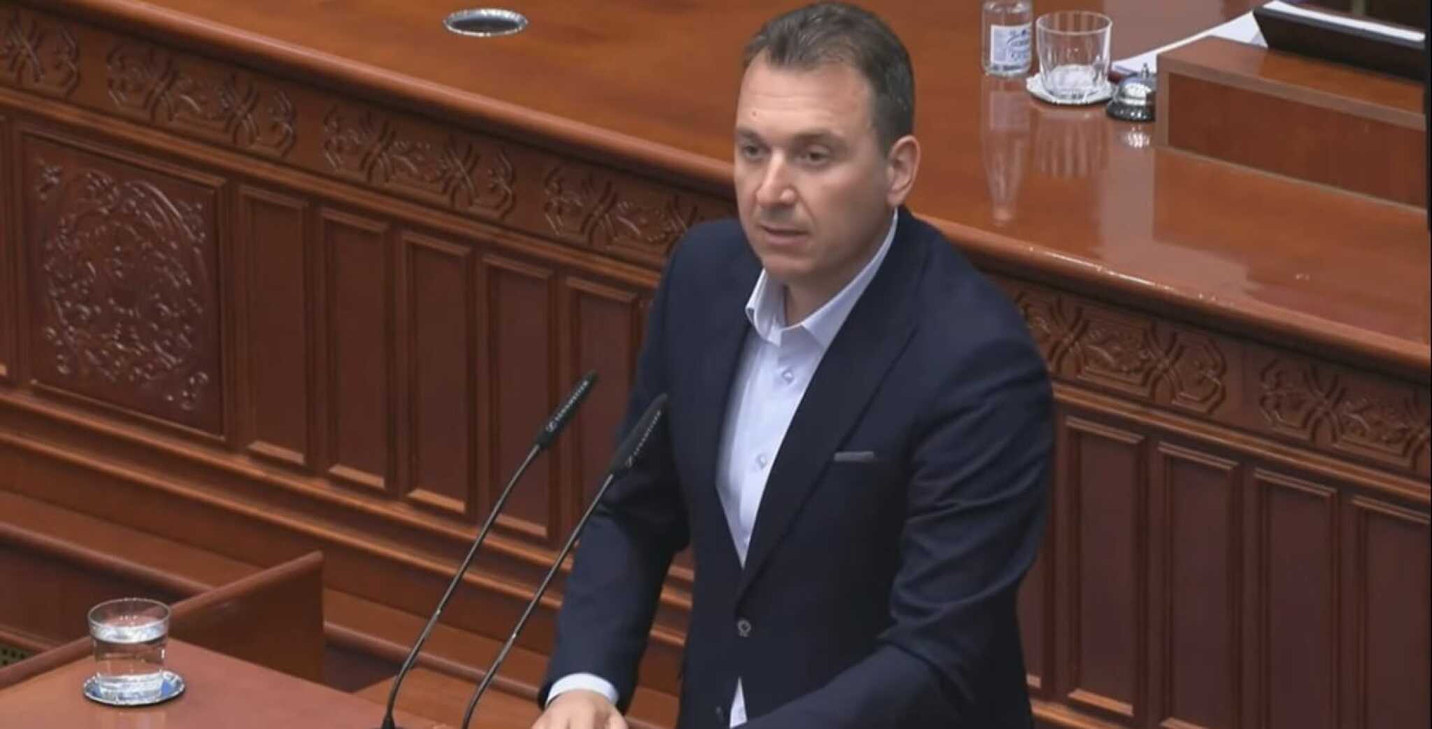 media-library09pe80jq233520mc7Gk