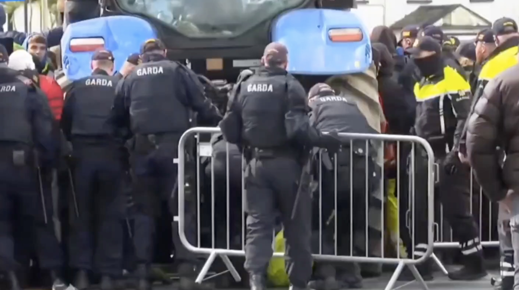 media-library92ustei57jf949YqZ0g