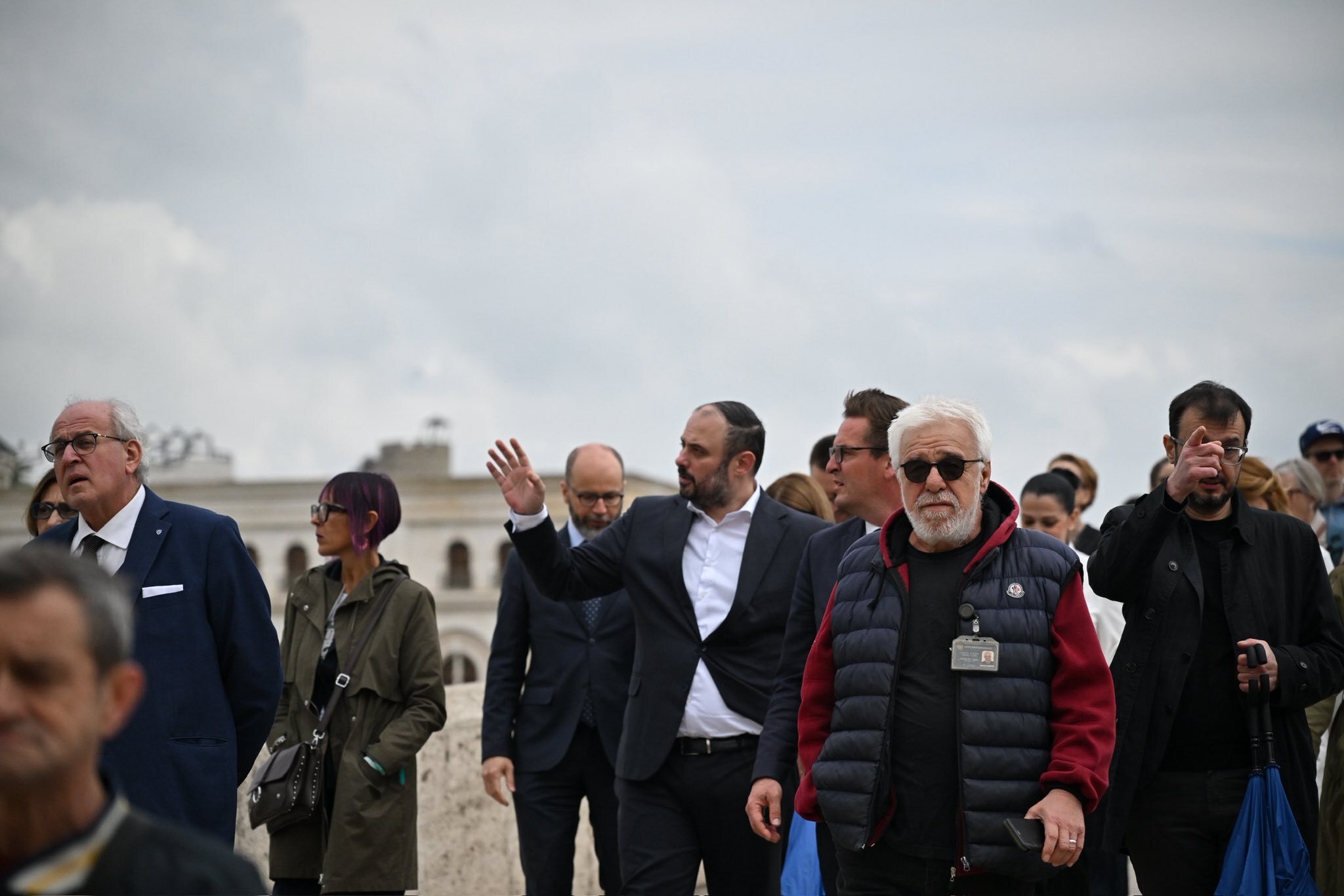 media-library79gqcpfliara6H0Ea0E