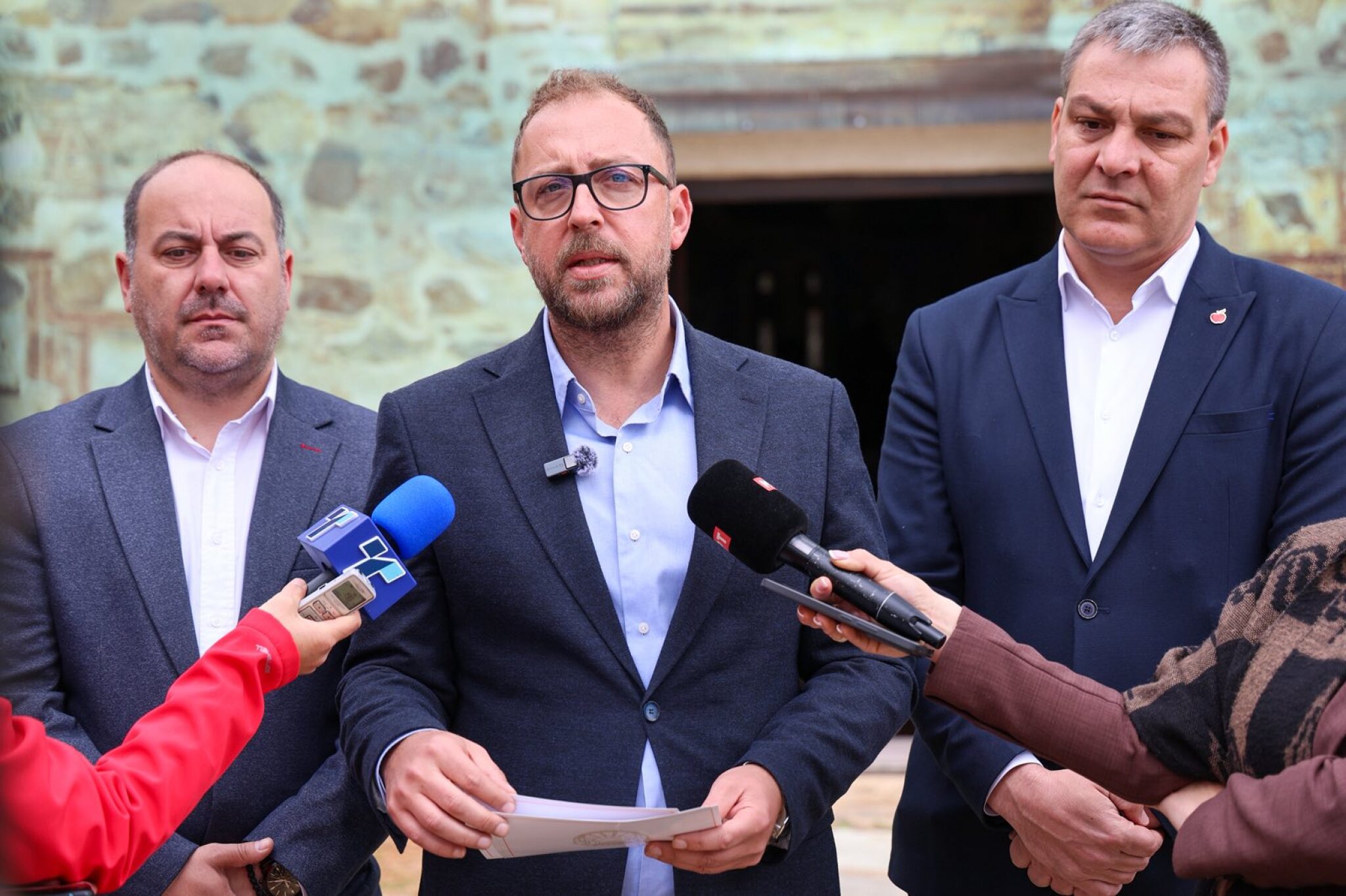 media-library86km1m681r4q9ILxuaa