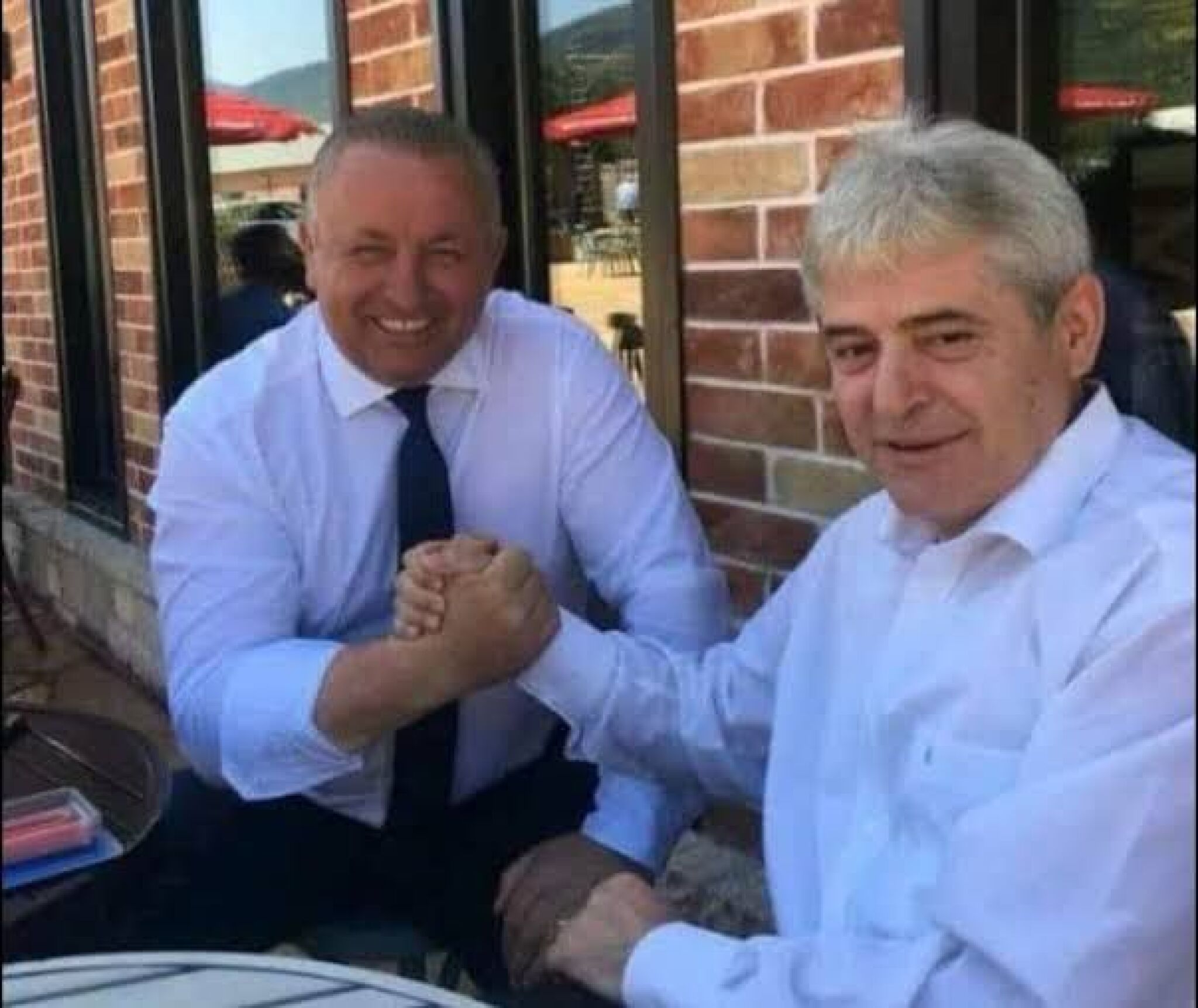 media-libraryih91a9j9bp4r2qB8On4