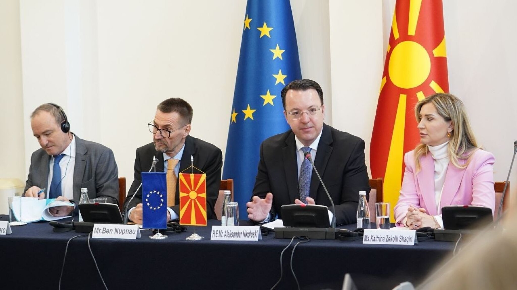 media-libraryed8ujnij040u3EV70j7