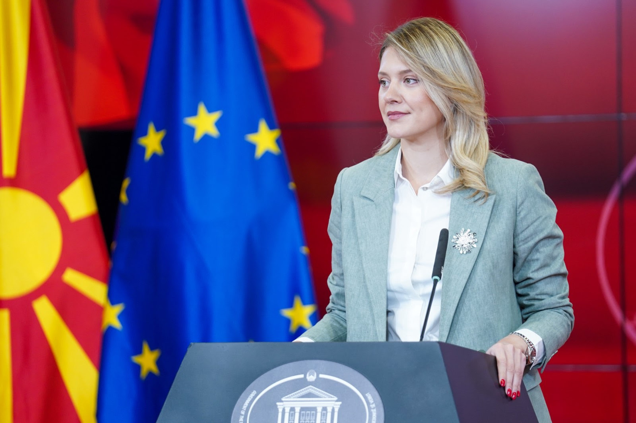 media-library52qn2hsso4gq8SXl9E1