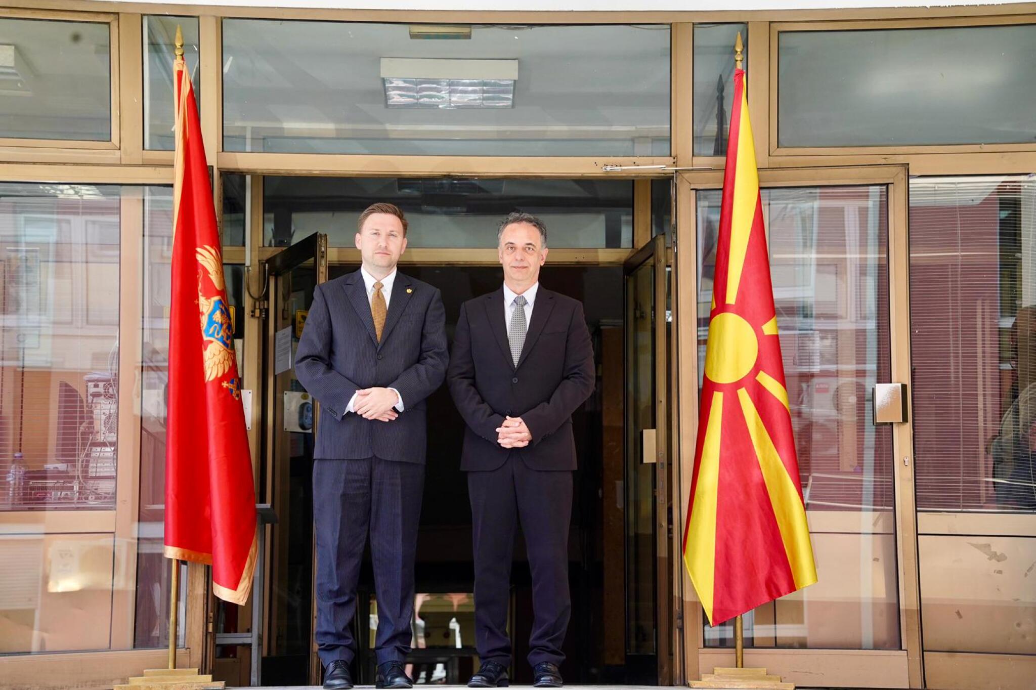 media-library4gnk4ldhm77mc92eTdv