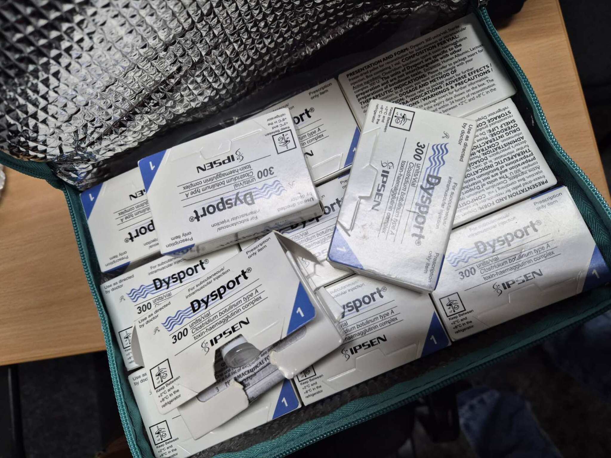 media-librarymg61q9o9hb2ocan4zKF