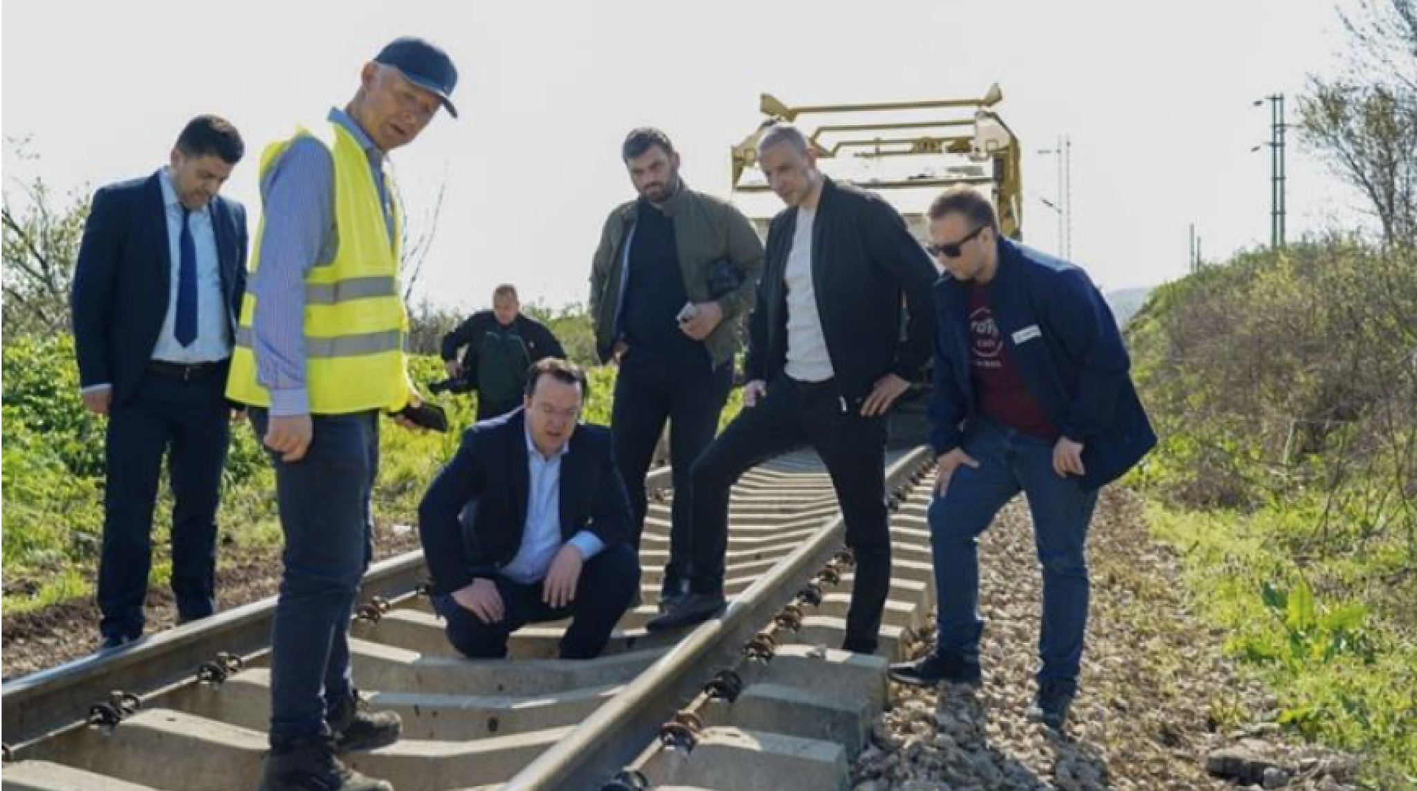 media-libraryqsu1em28lf6v4yt8MRc