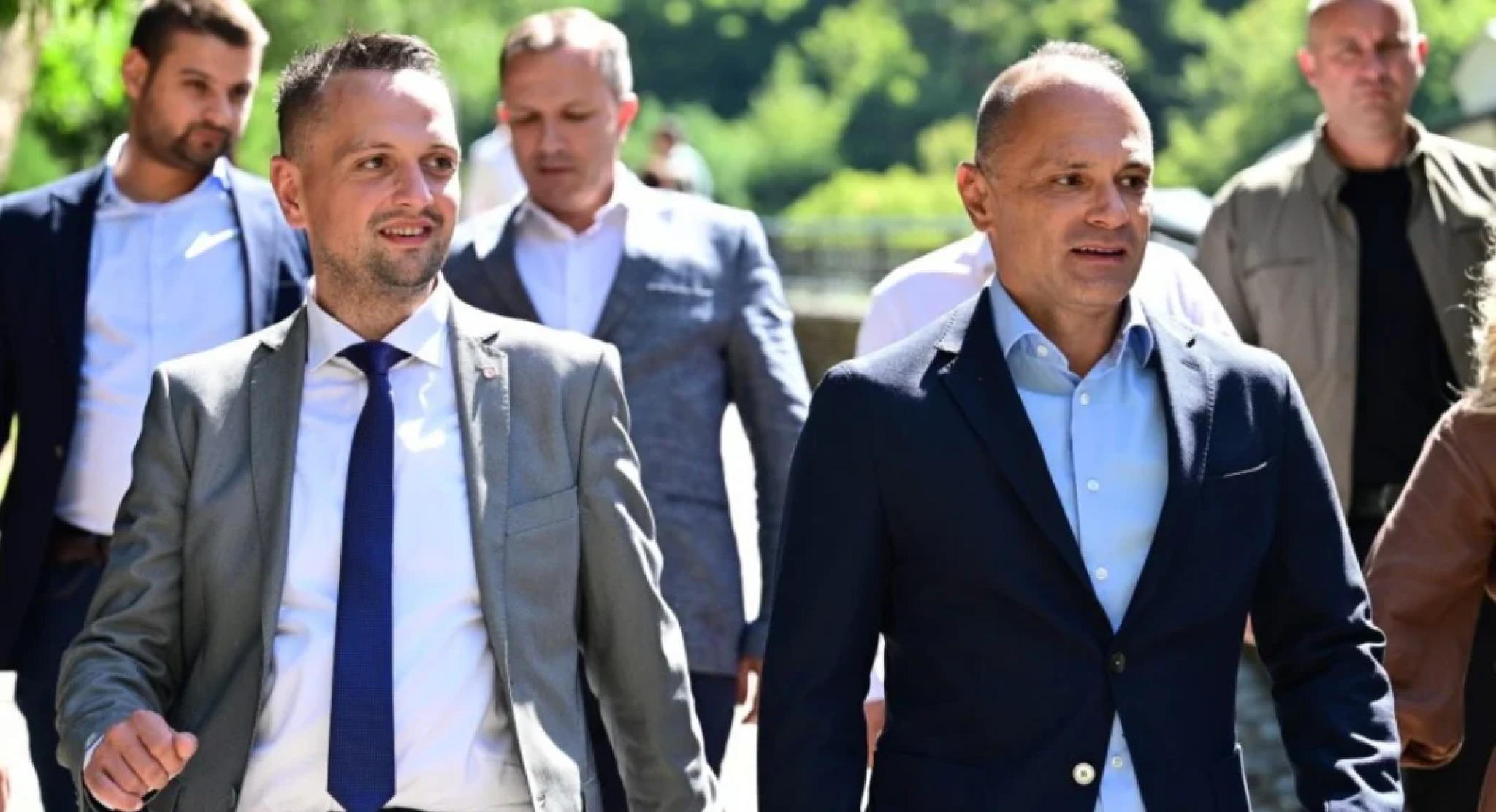 media-libraryqfueb8k5u5r51cLfkxb