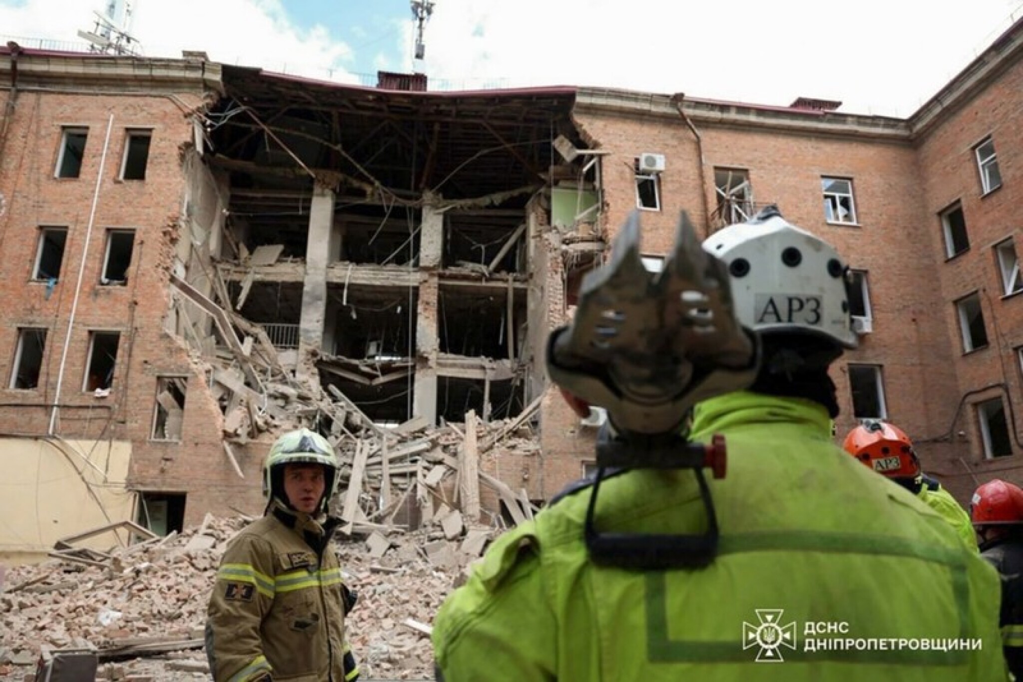 media-libraryhrijdvhikdrj6wmiTQG