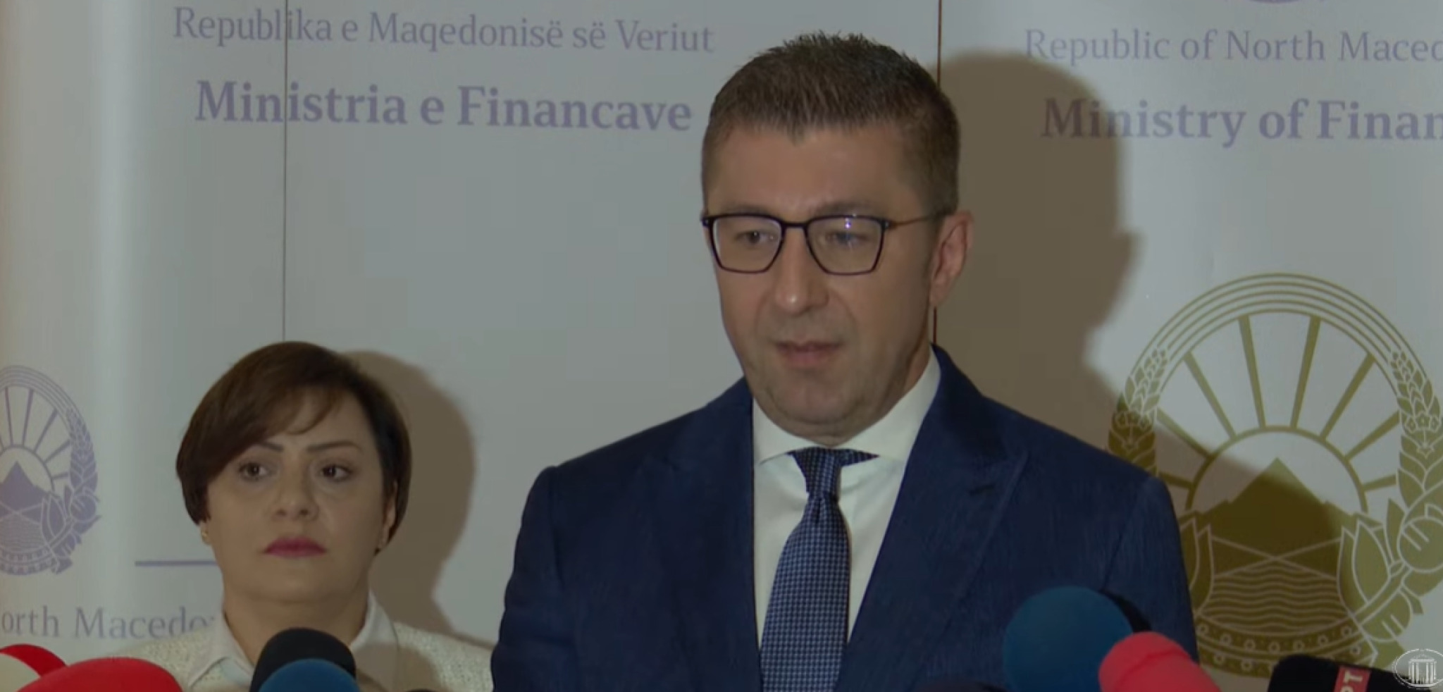 media-library9lb2s937gt7dfILwEEE