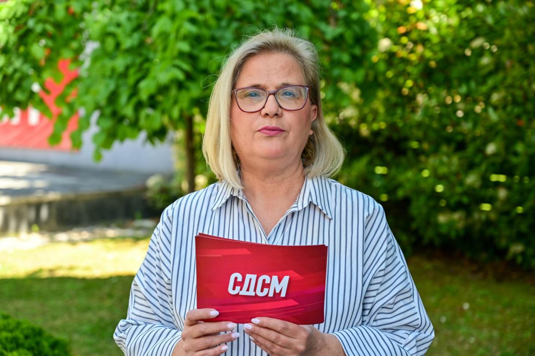media-librarydutntsnhm00r8634eYU