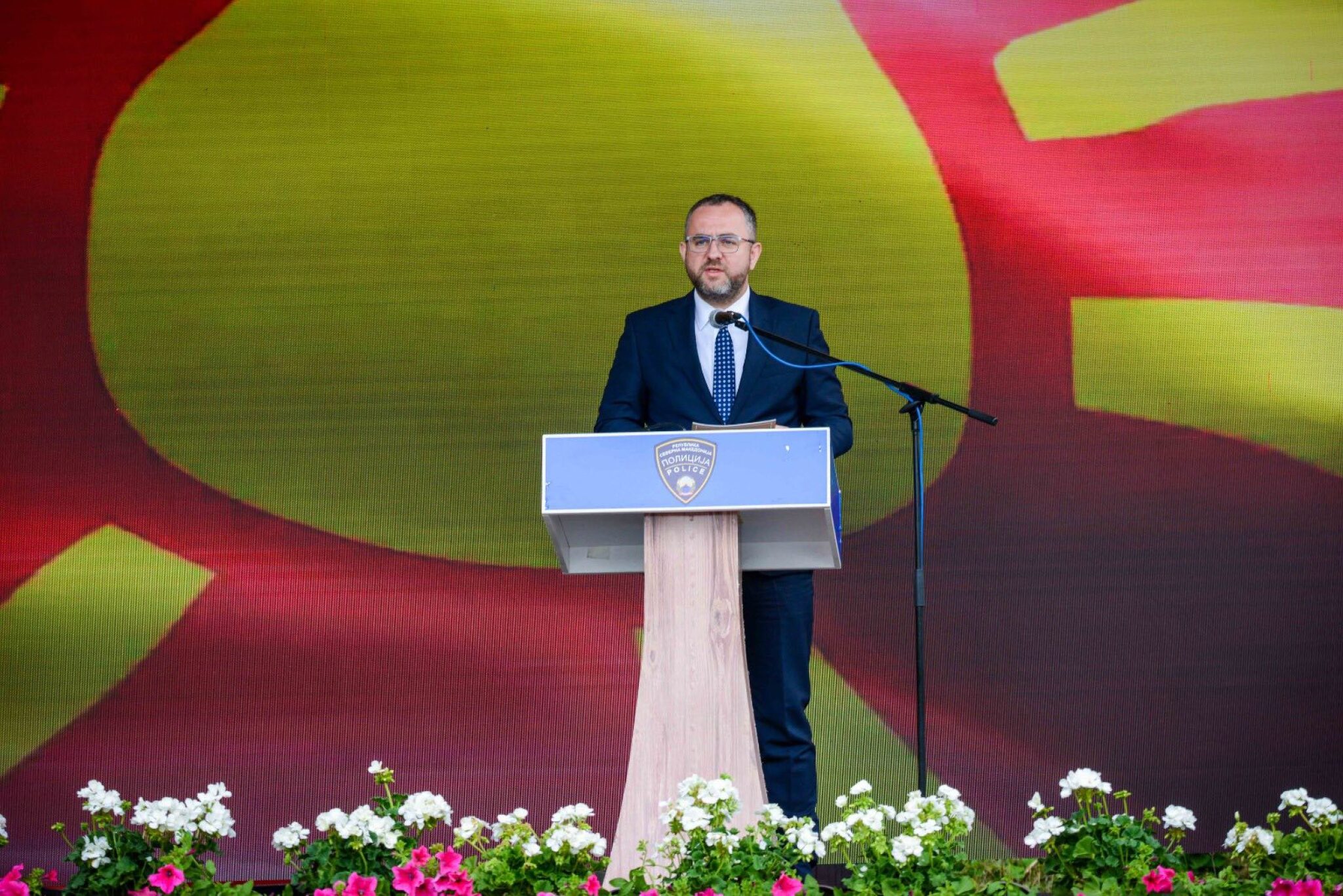 media-library5da1ua5haesecar6dRj