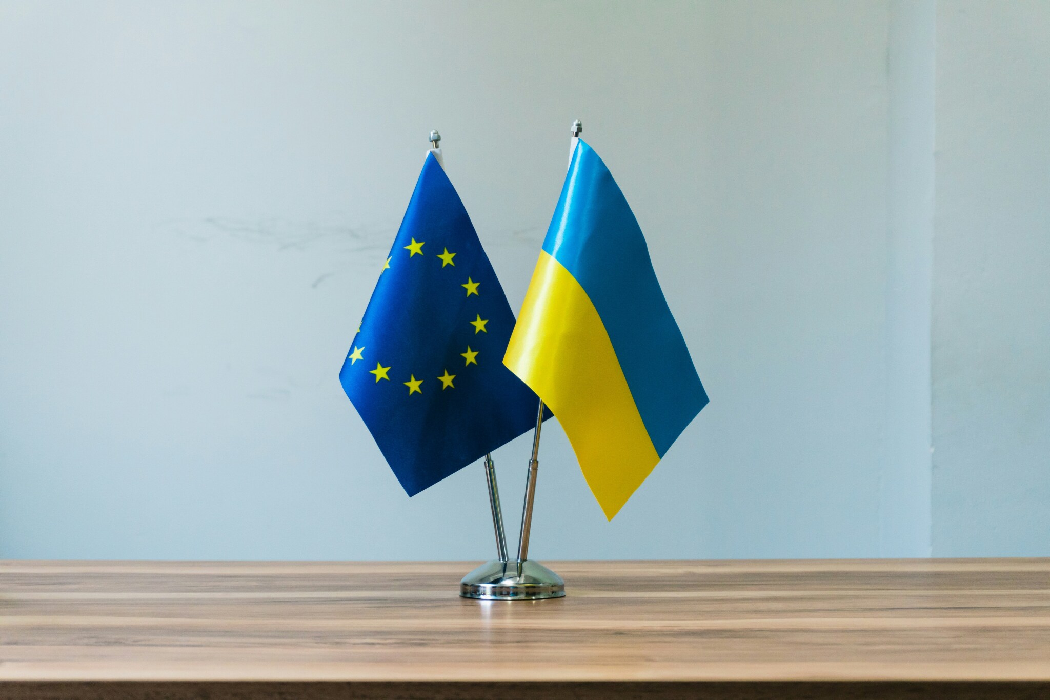 Осум европски земји го поддржаа влезот на Украина во НАТО и ЕУ