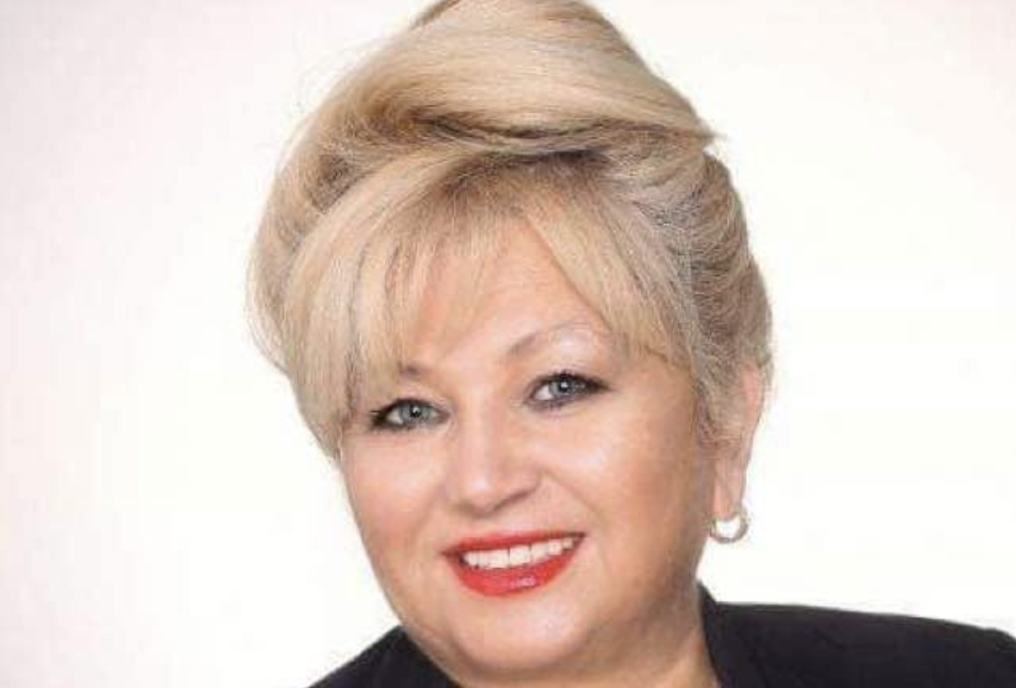 Во сообраќајна несреќа кај Варшава загина докторката Емилија Котевска Аврамчева, жената која помогна пациенти од Кочани да се лекуваат во Полска