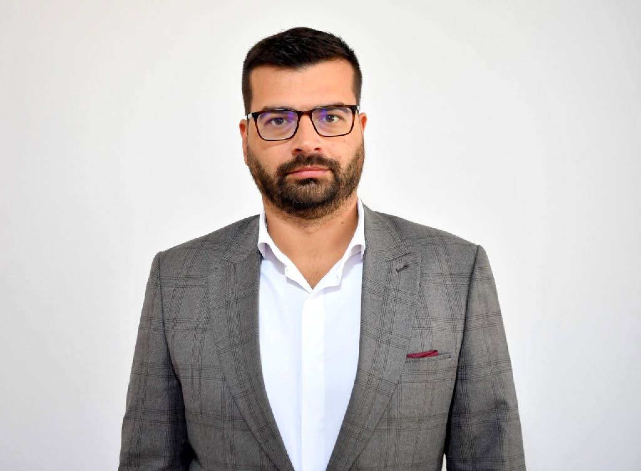 „Принципите траат пократко од интересите“, поранешен функционер на СДСМ за новиот конкурс за зграда за потребите на Општина Центар