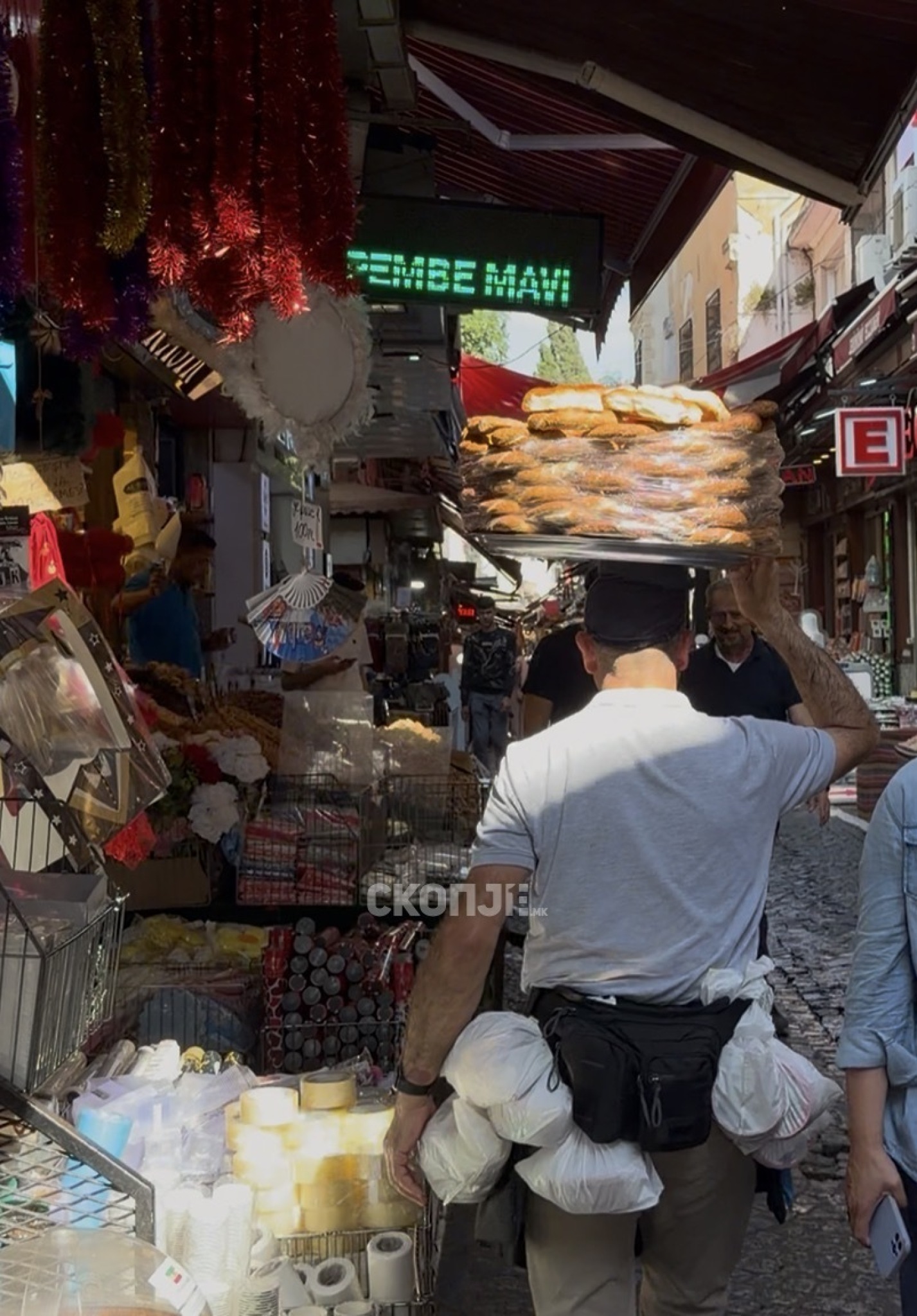 media-librarypton942rec992hC0itA