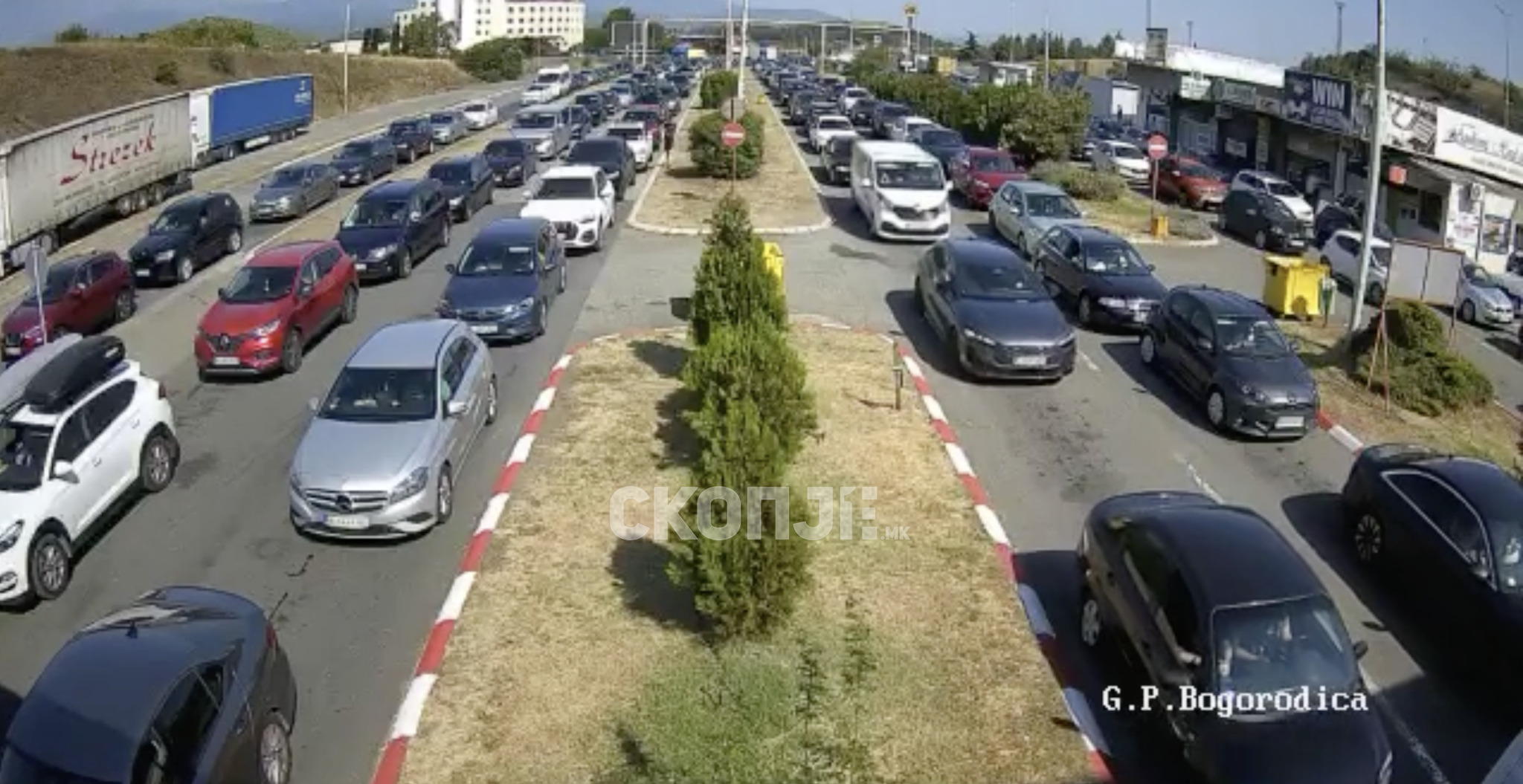 media-libraryoclb9eme12711lA8V4D