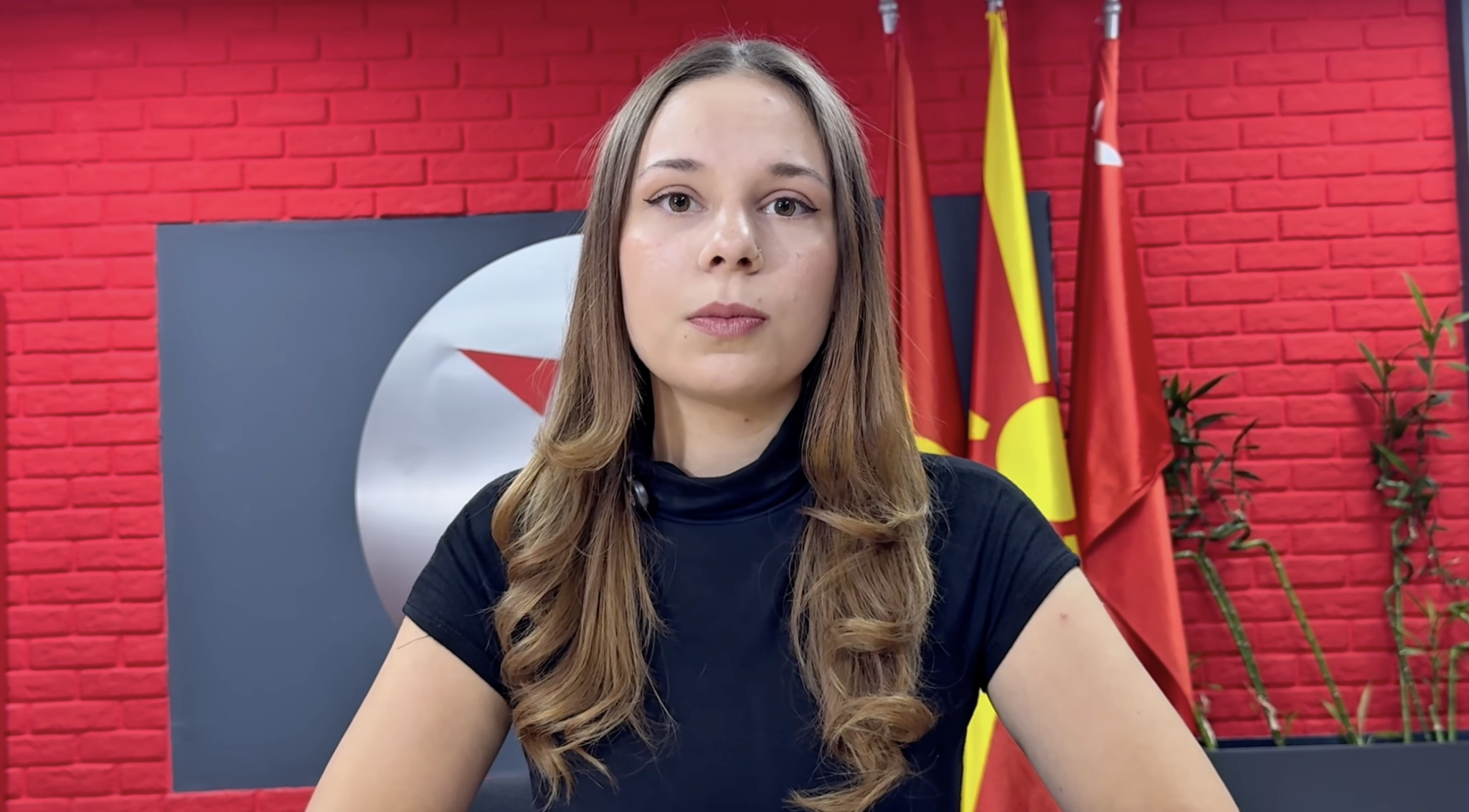 (Видео) Левица: Се краде од студентите за да им се даде на пензионерите - ДПМНЕ ја плаќа својата гласачка машинерија со парите на младите