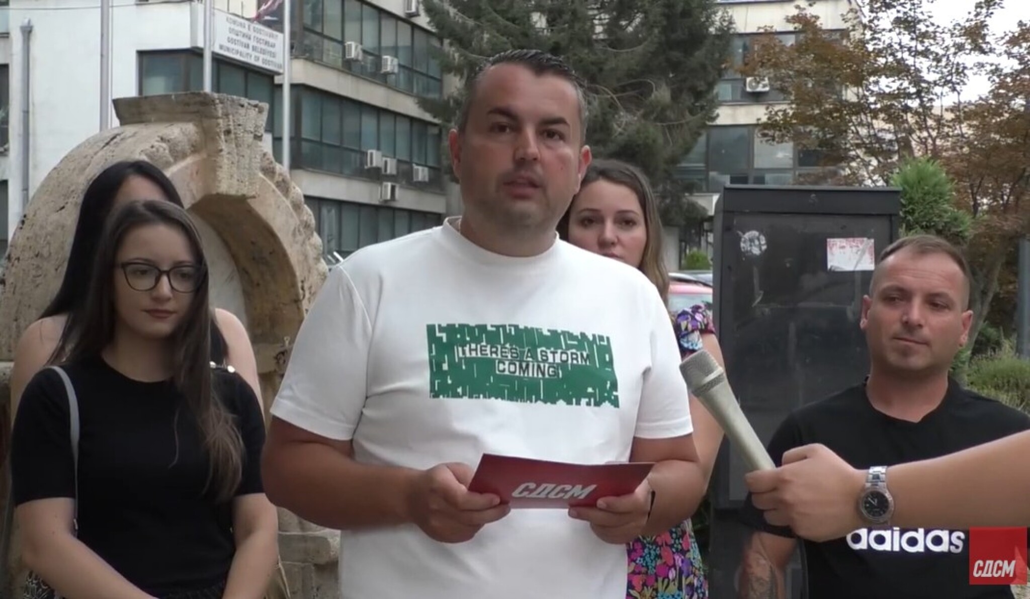 Зафироски: „Гостивар без вода, а тие вечерва ќе слават – како не ви е срам?“
