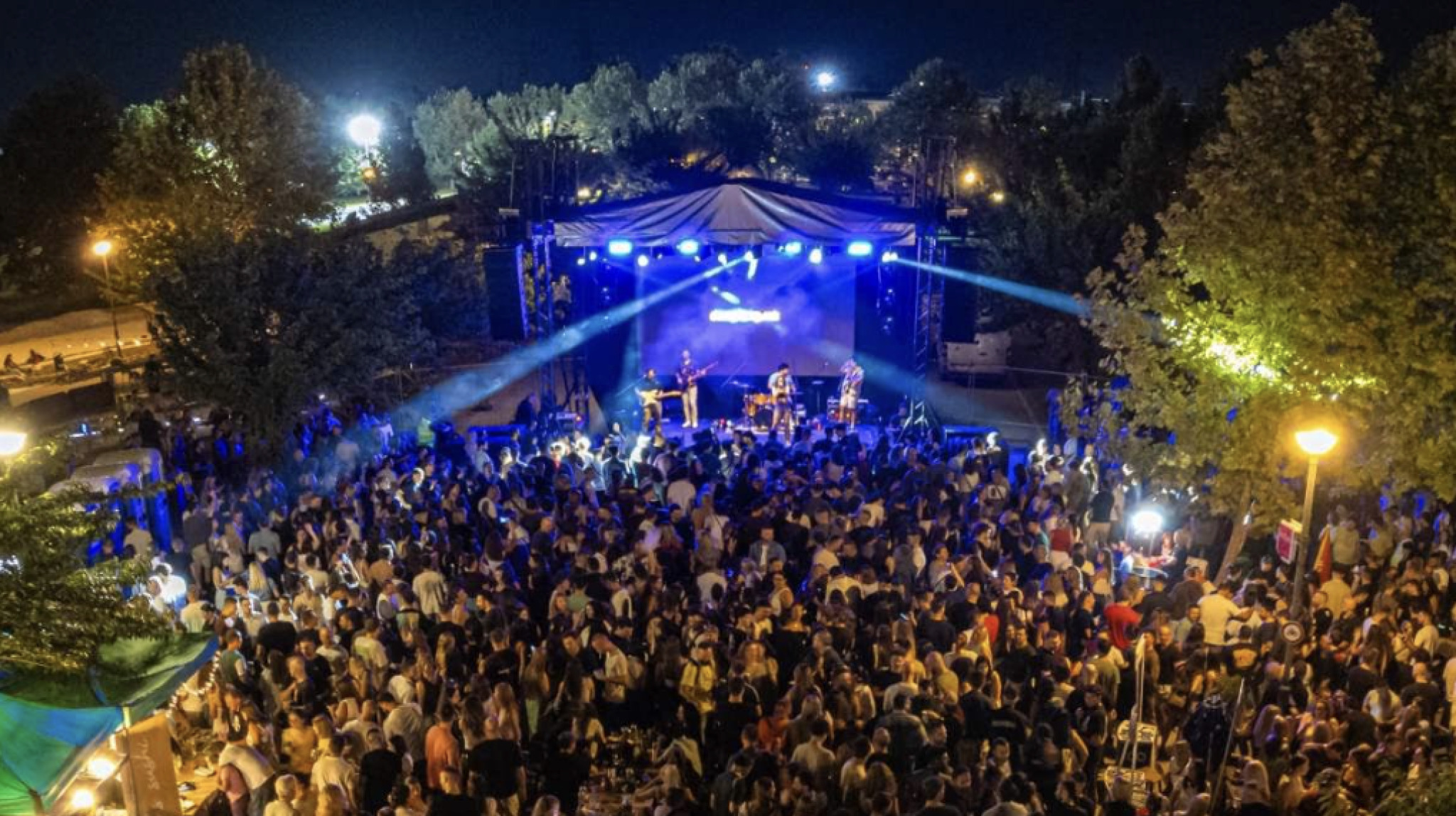 Уште две вечери за AERO Street Food Festival: Над 15.000 посетители досега уживаа во „Авионче“