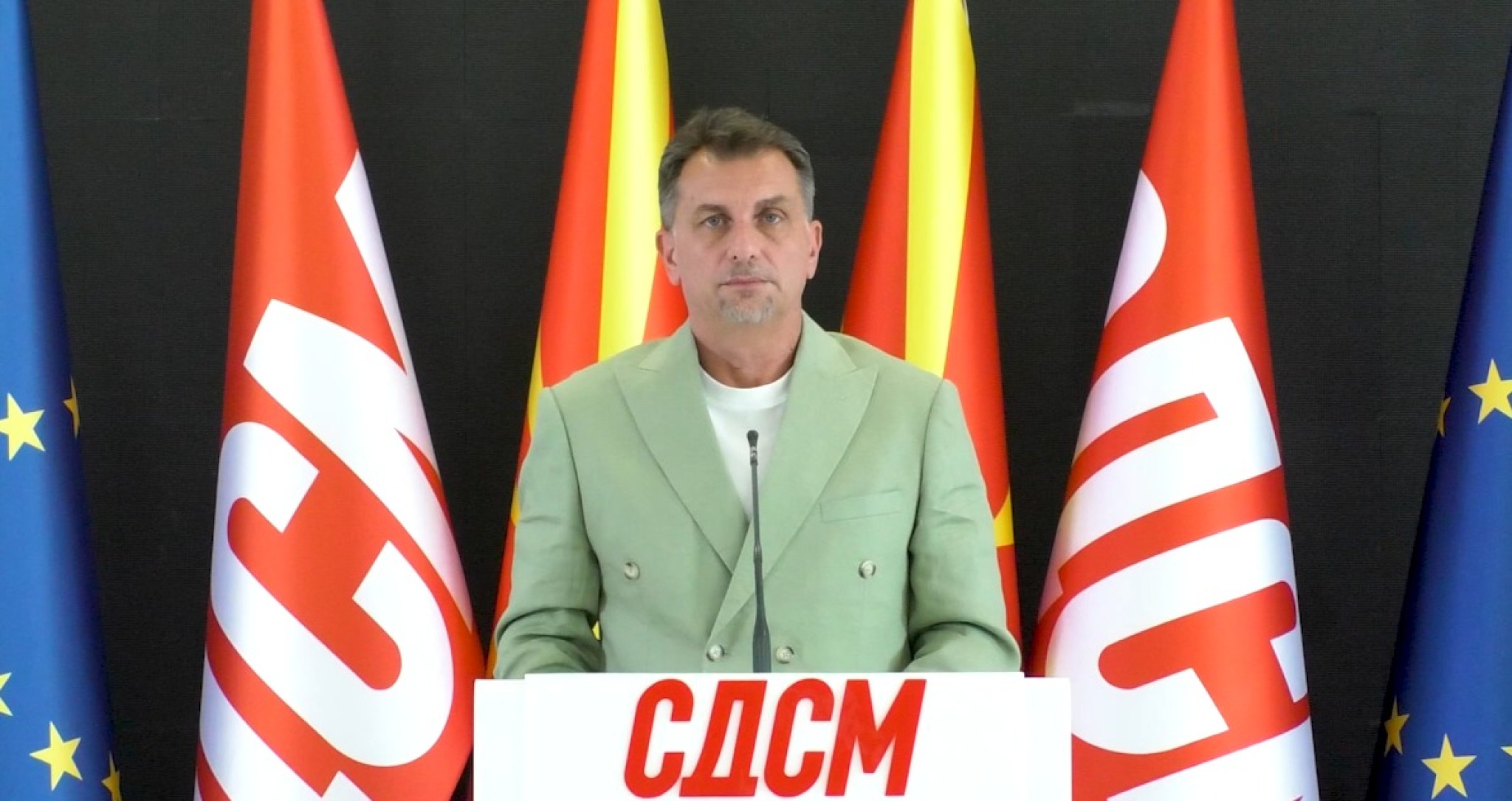 (Видео) Манасков: Над 250 дечиња со попреченост Јаневска ги остави без образовни асистенти