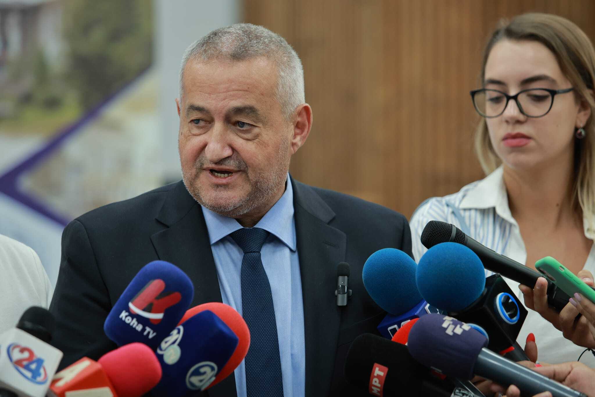 Клековски: По повеќе од една деценија е ажурирана листата на есенцијални лекови, ги следиме современите достигнувања во фармакотерапијата