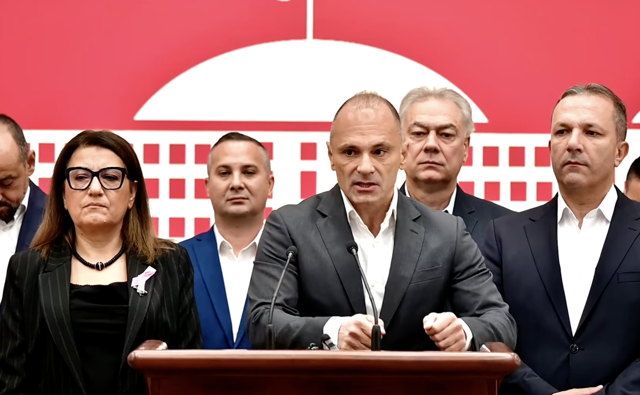 media-librarylk1sn6p76e0k87kZ3Ut