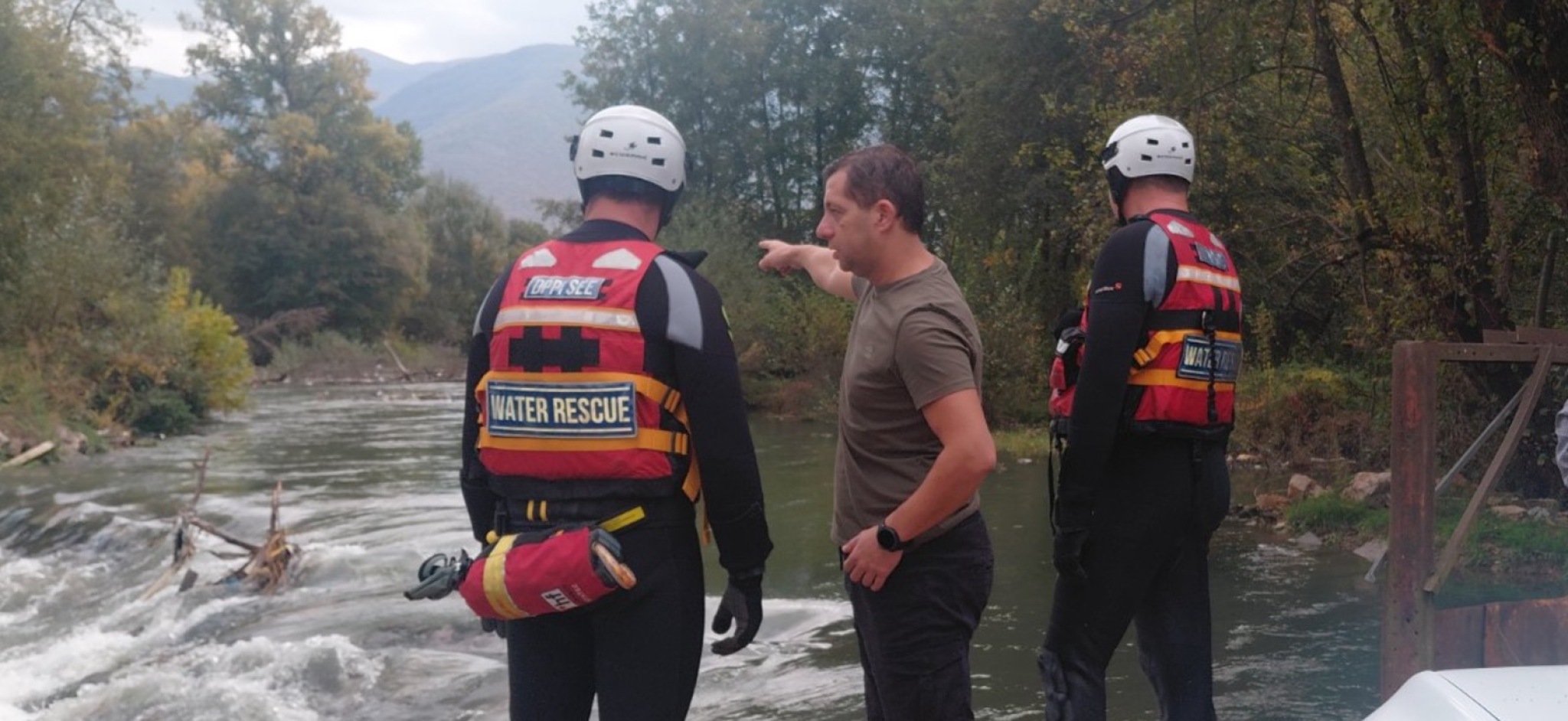 Спасувачки тимови трагаат по исчезнато лице во коритото на Вардар кај Гостивар